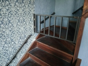 Декоративная калитка на лестницу art-1